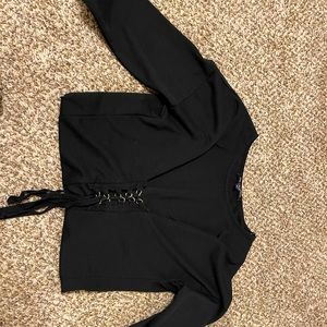 Small Black sweater.